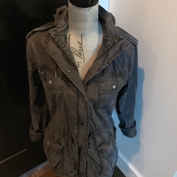 Talula (aritzia) trooper jacket - Picture 2 of 5